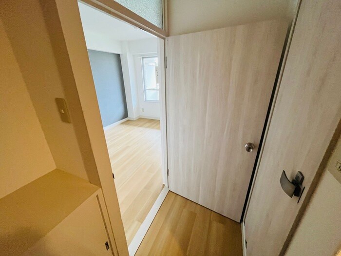 物件内観写真16　(廊下)