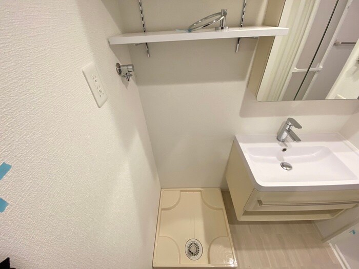 物件内観写真13　(洗濯機置場)