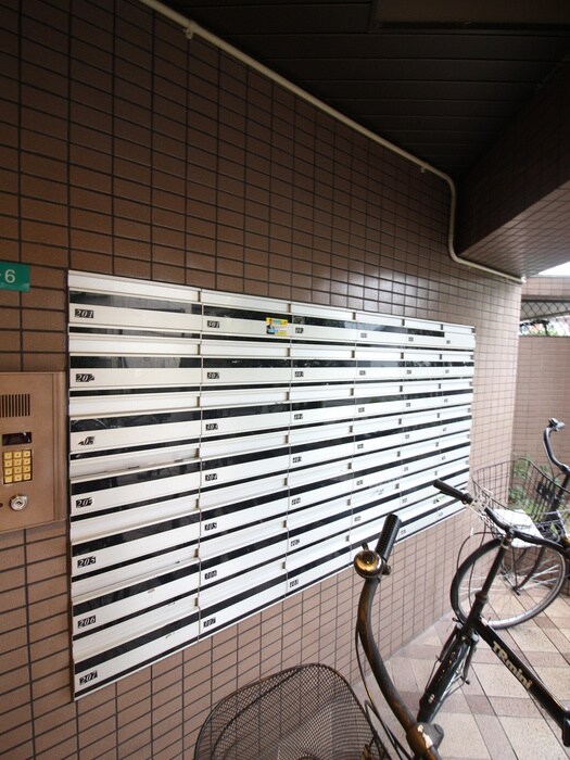 物件外観写真6　(建物設備)