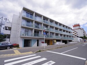 ＲＥＣＴＡＮＧＬＥ伏見稲荷外観写真