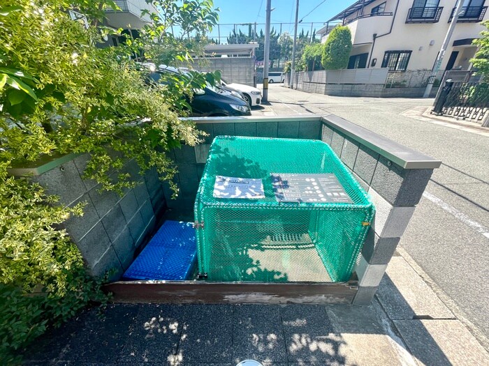 物件外観写真3　(建物設備)