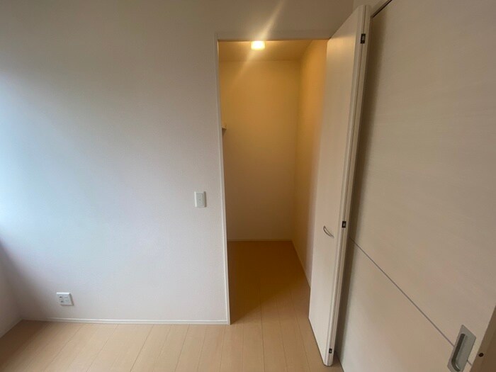 物件内観写真17　(収納)