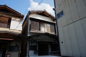 高田氏貸家外観写真