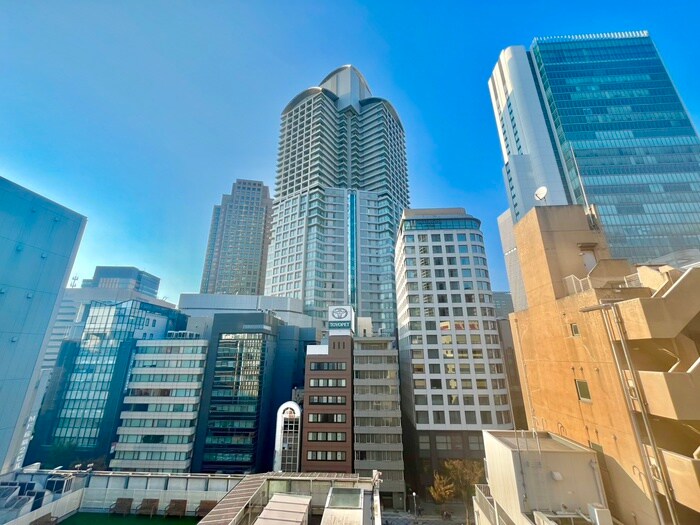 物件内観写真16　(室内からの展望)