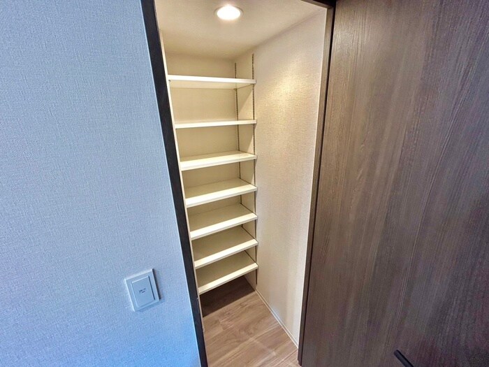 物件内観写真19　(収納)