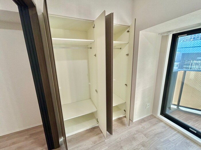 物件内観写真21　(収納)