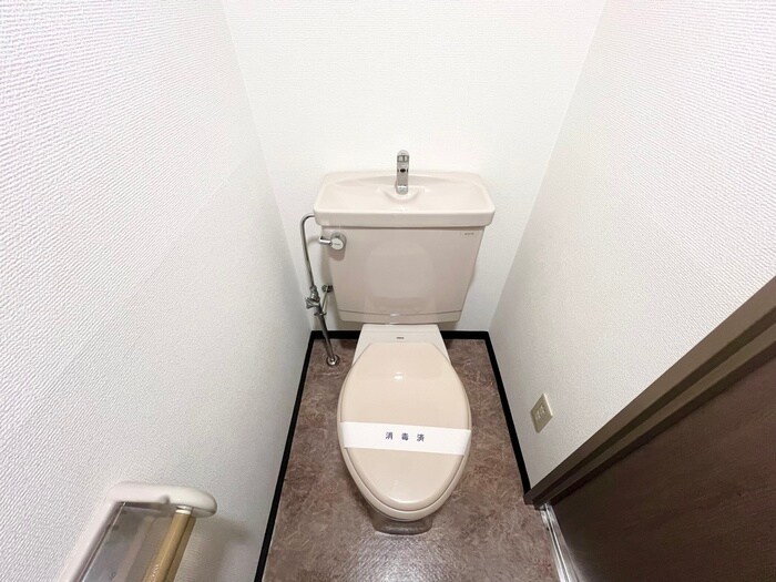 物件内観写真16　(トイレ)