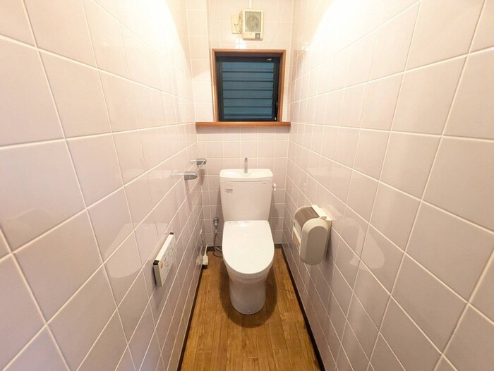 物件内観写真14　(トイレ)