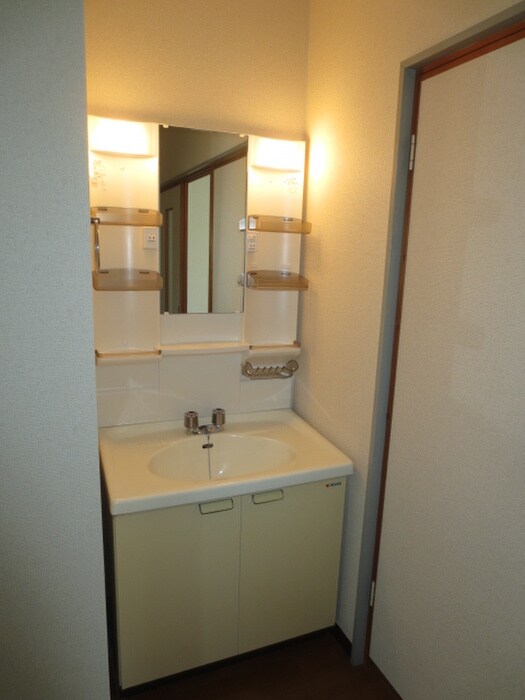 物件内観写真12　(洗面)