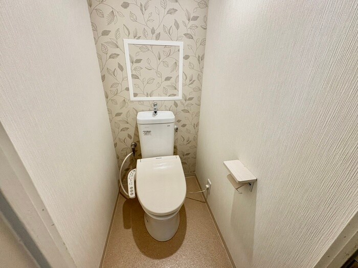 物件内観写真13　(トイレ)