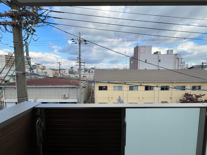 物件内観写真13　(室内からの展望)