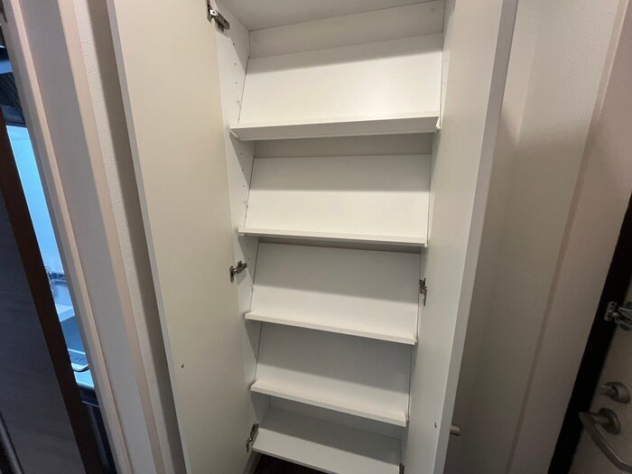 物件内観写真14　(靴箱)