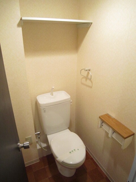 物件内観写真12　(トイレ)