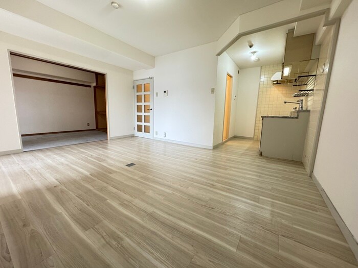 物件内観写真7　(居室)