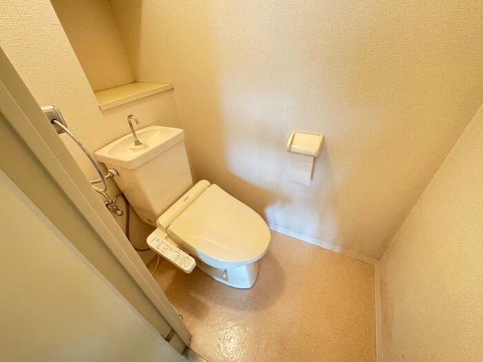 物件内観写真14　(トイレ)