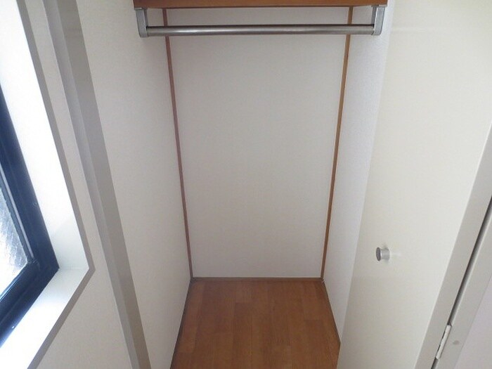 物件内観写真13　(収納)