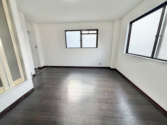 物件内観写真7　(居室)