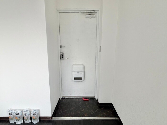 物件内観写真11　(居室)