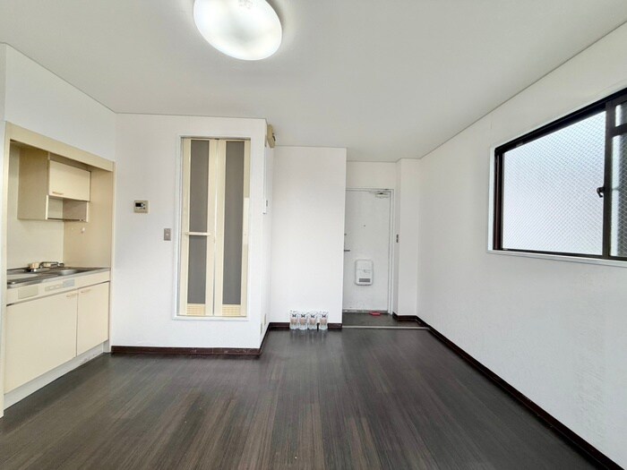 物件内観写真15　(居室)