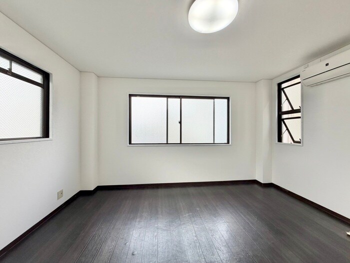 物件内観写真22　(居室)