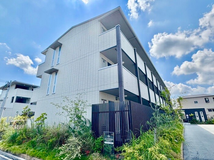 物件外観写真2　(外観写真)