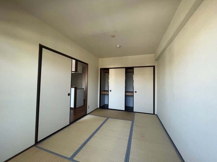 物件内観写真10　(居室)