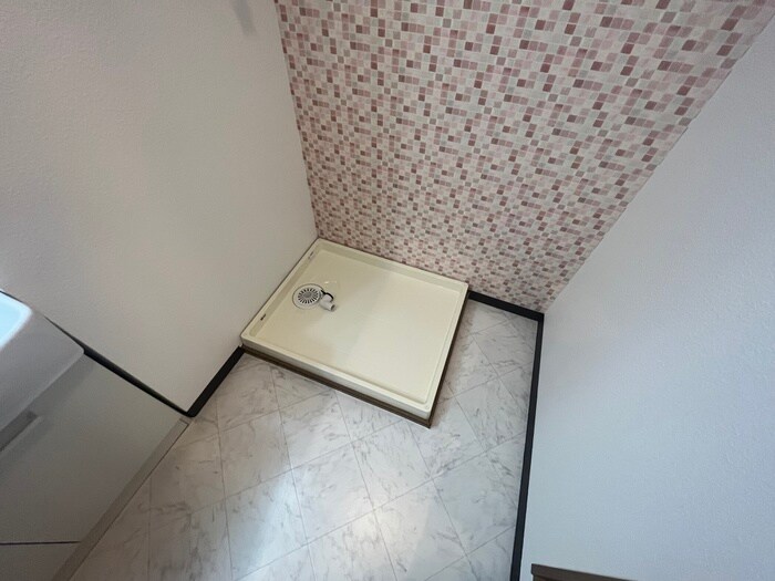 物件内観写真13　(洗濯機置場)