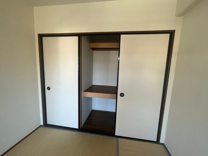 物件内観写真15　(収納)