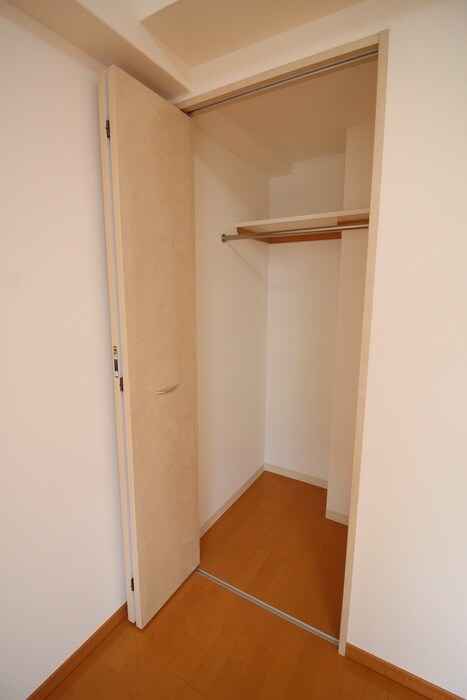 物件内観写真13　(収納)