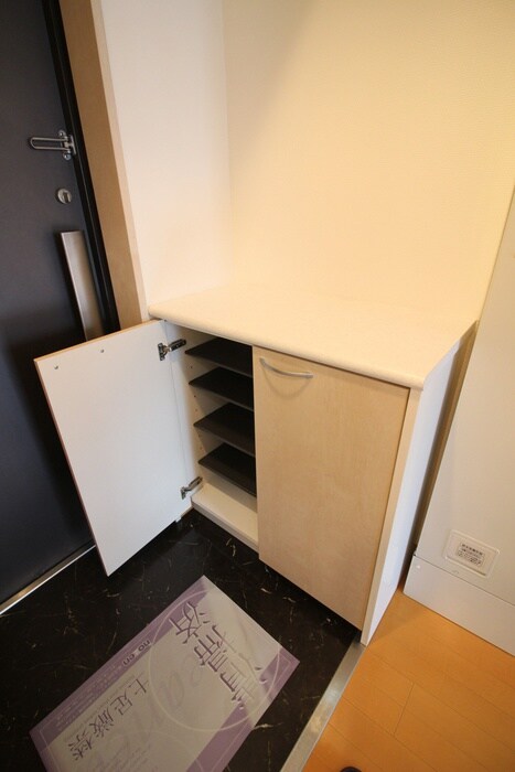 物件内観写真16　(靴箱)