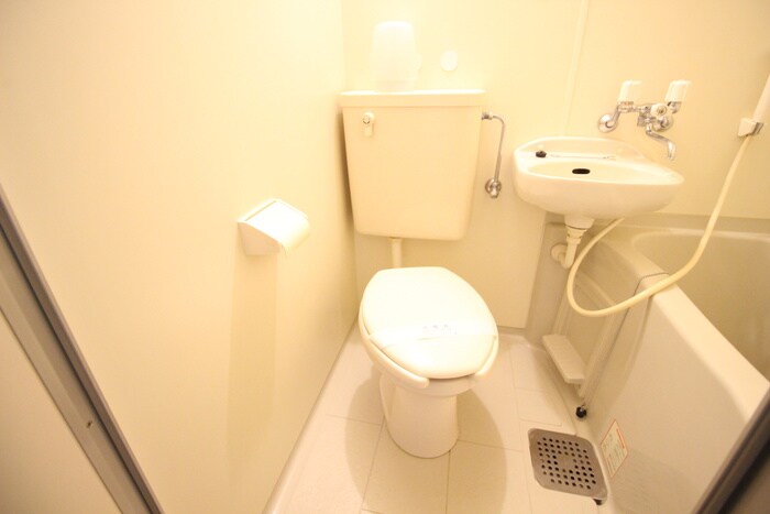 物件内観写真13　(トイレ)