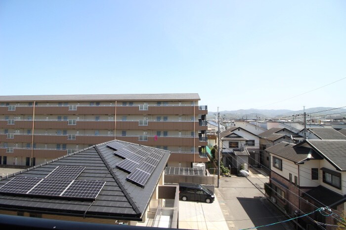 物件内観写真18　(室内からの展望)