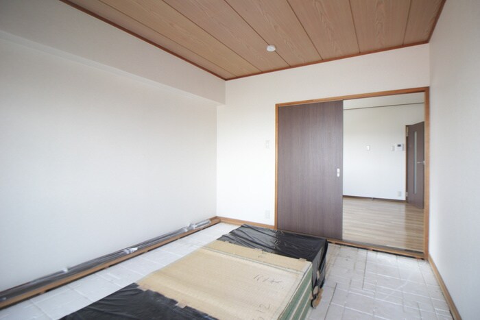 物件内観写真10　(居室)