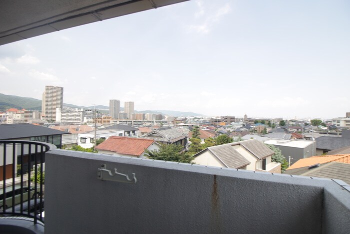 物件内観写真22　(室内からの展望)