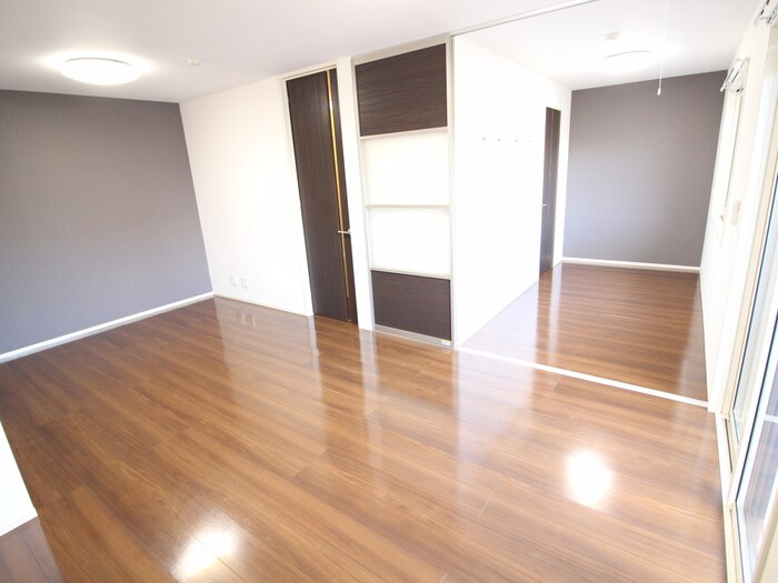 物件内観写真8　(居室)