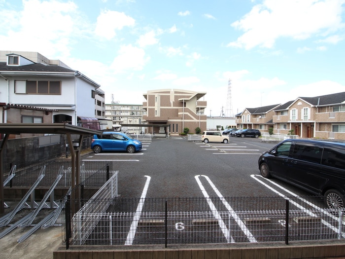 物件内観写真22　(室内からの展望)