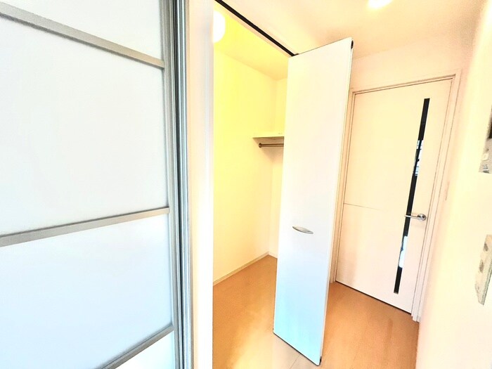 物件内観写真15　(収納)