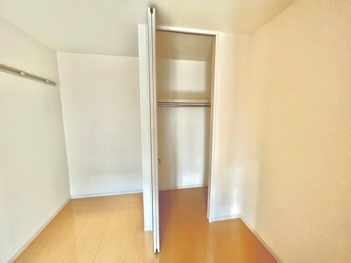 物件内観写真16　(収納)