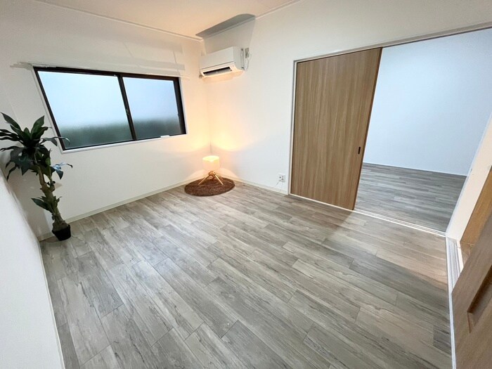 物件内観写真12　(居室)