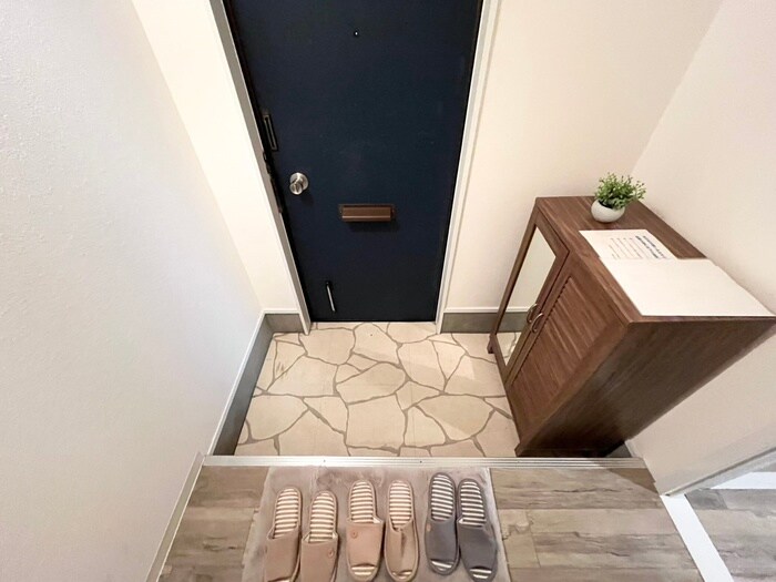 物件内観写真15　(玄関)