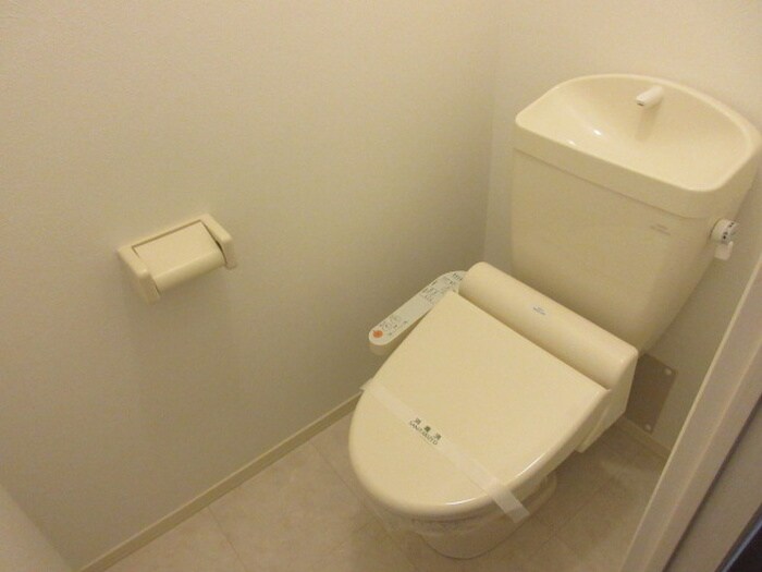 物件内観写真9　(トイレ)