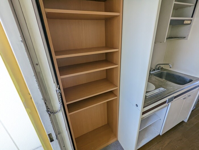 物件内観写真8　(靴箱)