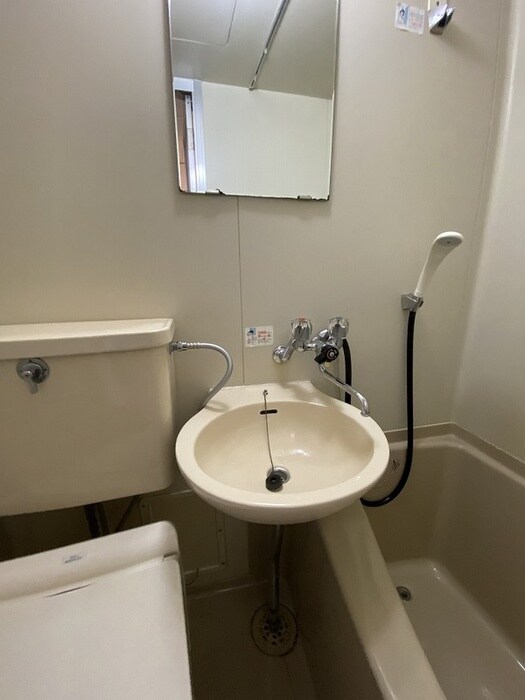 物件内観写真11　(洗面)