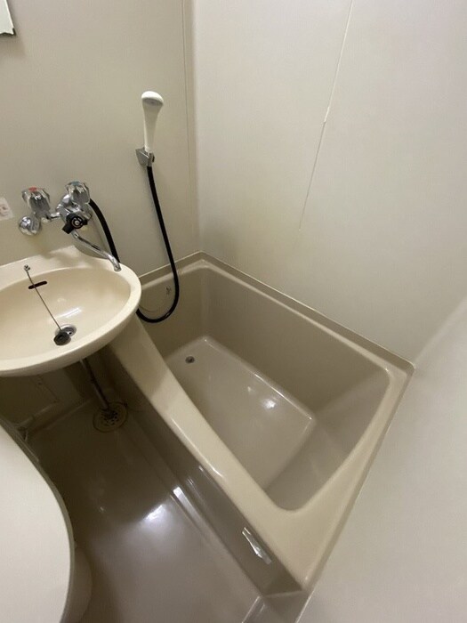 物件内観写真12　(バス／シャワールーム等)