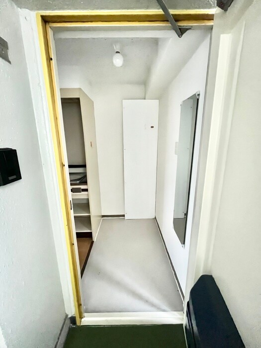 物件内観写真14　(玄関)