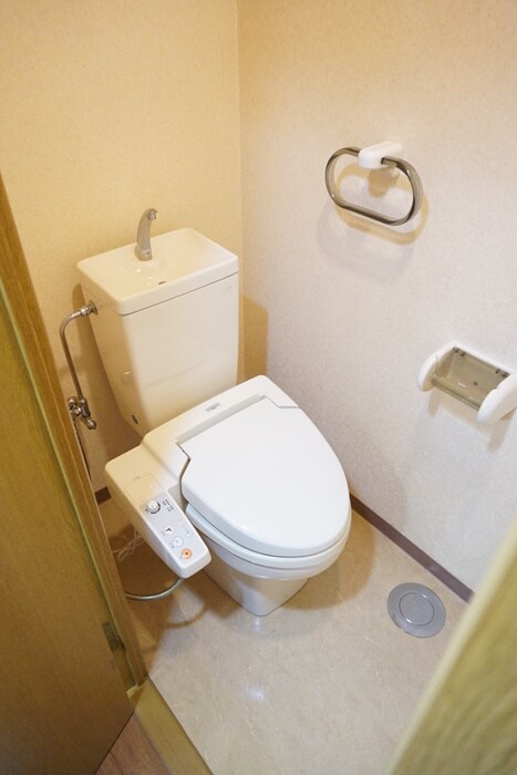 物件内観写真10　(トイレ)