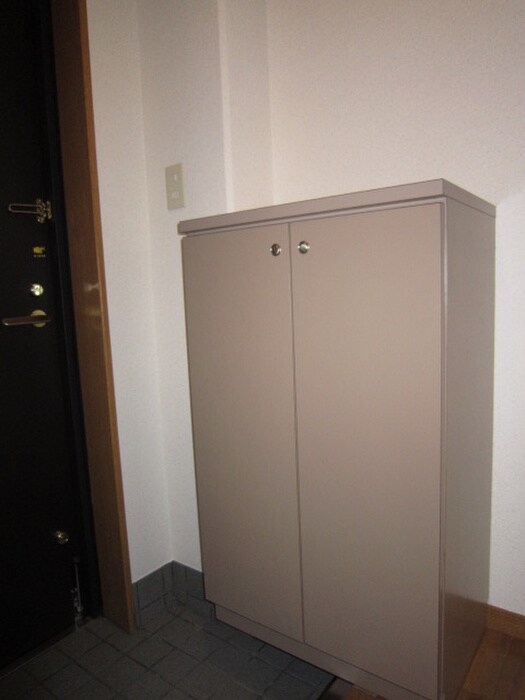 物件内観写真13　(靴箱)