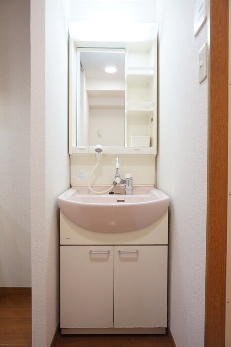 物件内観写真13　(洗面)