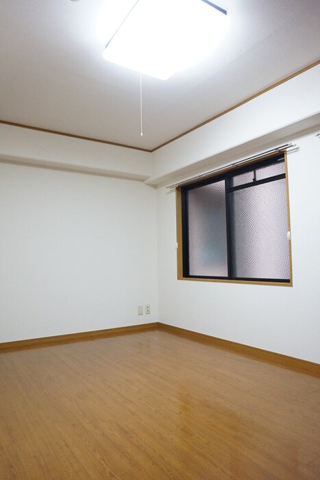 物件内観写真18　(居室)