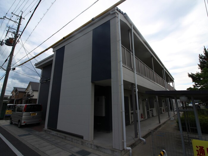 物件外観写真1　(外観写真)